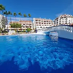 Будинок відпочинку Duplex Parque Santiago 2 Close To Pool, Sea + Beach, Central, Wifi, Heated Pool