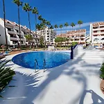 Будинок відпочинку Duplex Parque Santiago 2 Close To Pool, Sea + Beach, Central, Wifi, Heated Pool