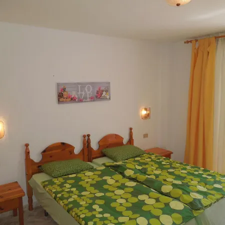Duplex Parque Santiago 2 Close To Pool, Sea + Beach, Central, Wifi, Heated Pool Nyaraló